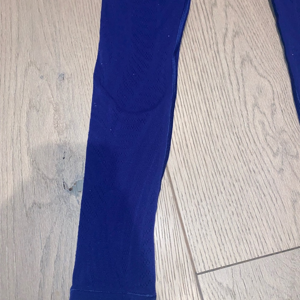 lululemon leggings - size 6 - Picture 2 of 3